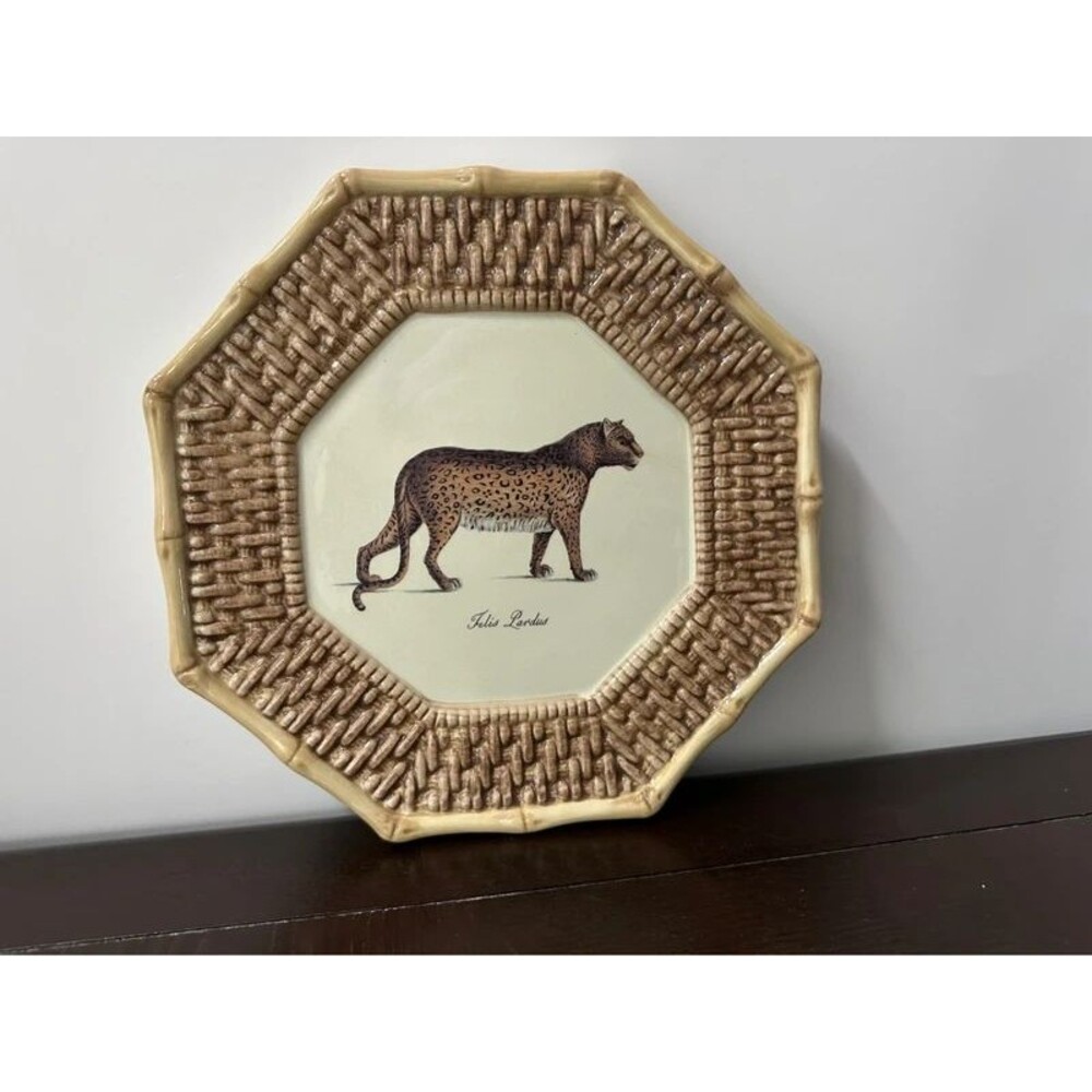 Raymond Waites Empire Leopard Plate Felis Pardus Octagonal Safari Bamboo Decor